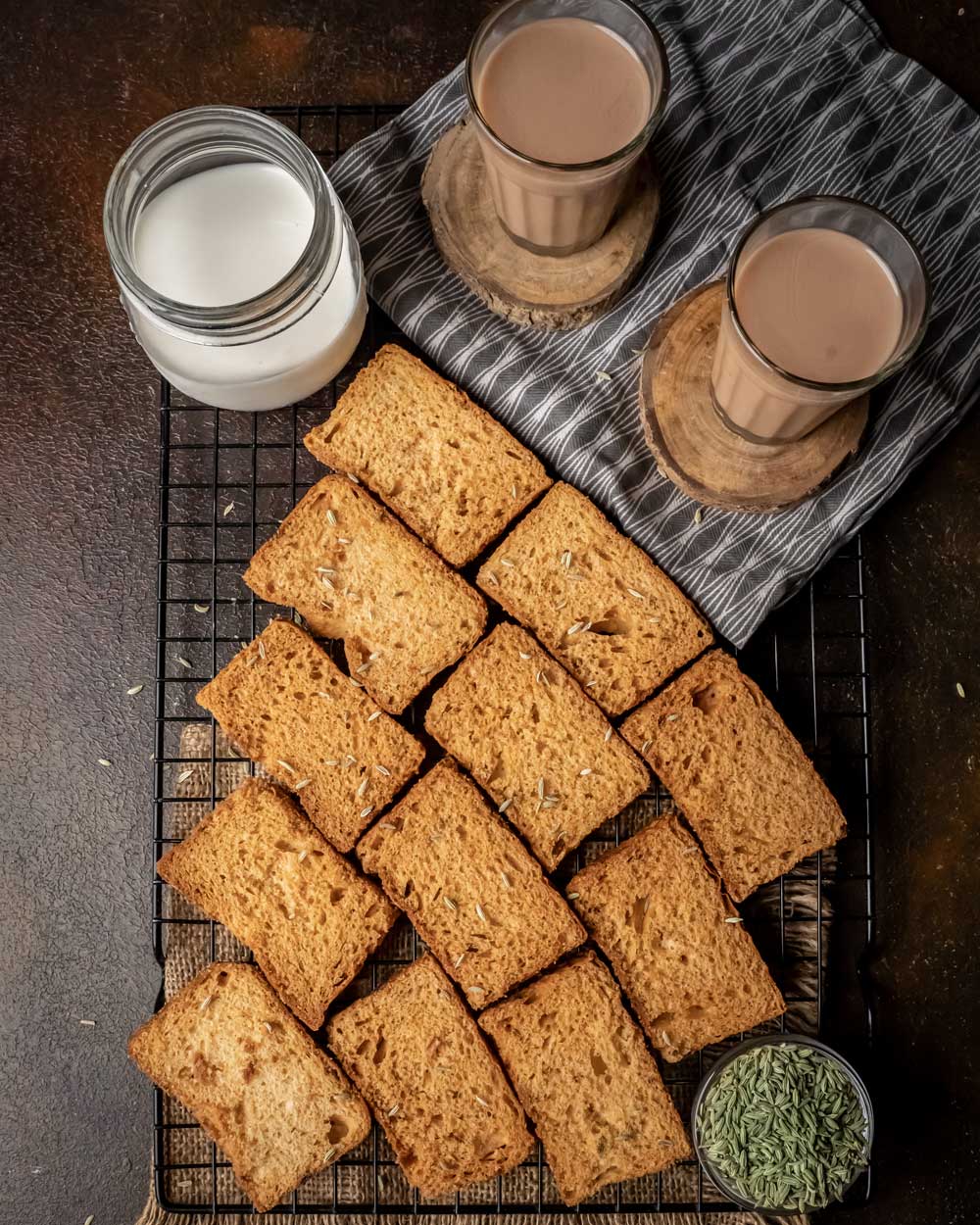 Oval Rusk Saunf Rusk – elloras.in